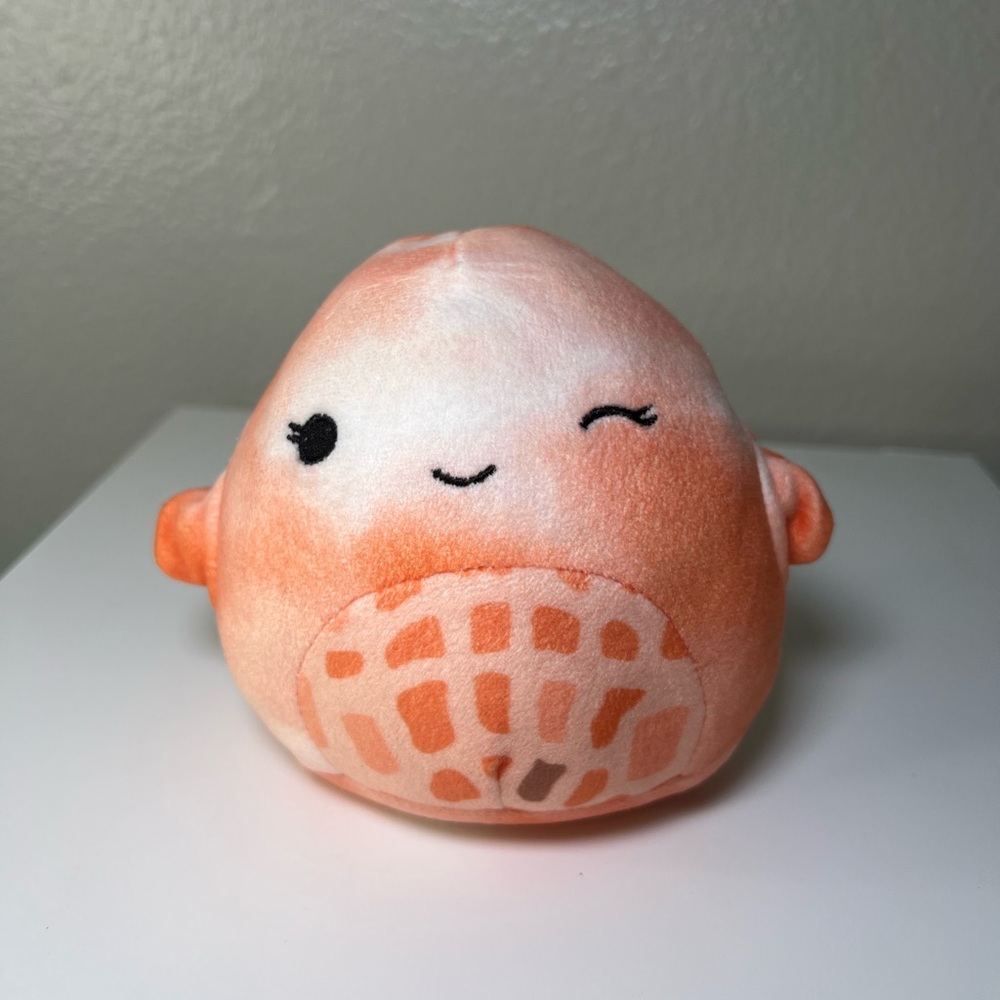 Livvy the Starfish Squishmallow